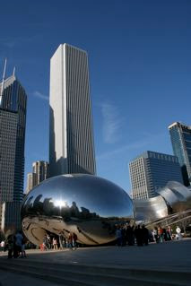 Photo of Chicago's downtown Millennium Park