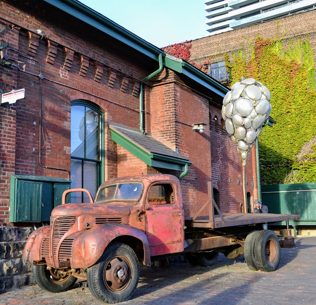 Район-гуральня. Торонто. Канада (Distillery District, Toronto, Canada)