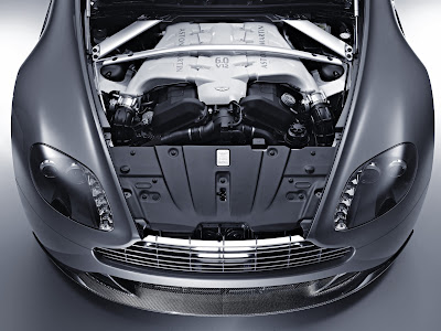 Aston Martin V12 Vantage 2010 - 5