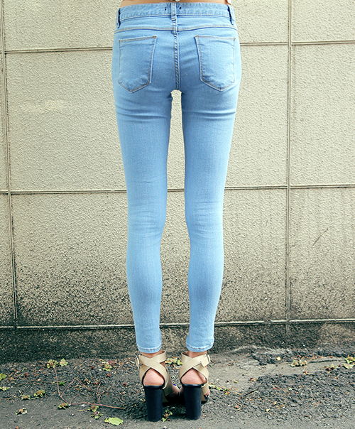 Essential Skinny Jeans