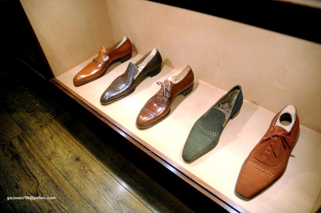 The Shoe AristoCat: The Japanese bespoke shoemaker (Hidetaka Fukaya)