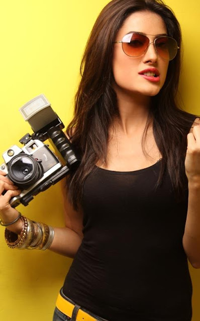 Mehwish Hayat photo shoot