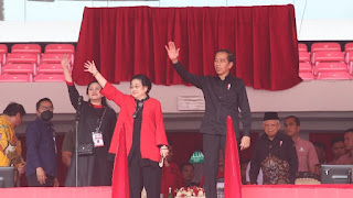 Megawati Memperkenalkan Parpol Pengusung Ganjar di Acara Puncak Bulan Bung Karno