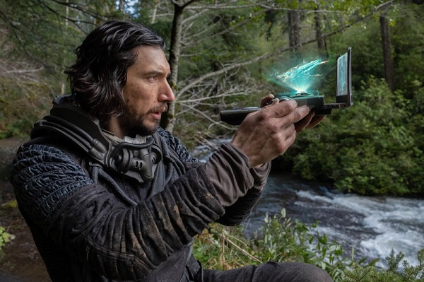 Adam Driver se enfrentará a feroces dinosaurios para sobrevivir en “65 Al Borde de la Extinción”