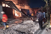 Gudang Pabrik Sanghai Di Tulungagung Ludes Terbakar, Kerugian Mencapai Milyaran Rupiah