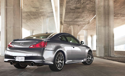 2011 Infiniti IPL G Coupe Rear Side View