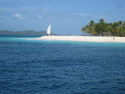 Palm Island beach. There is a 5 star resort on the island. (img )