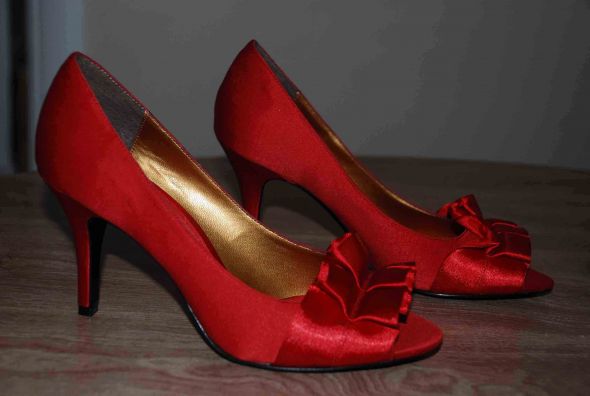 Red Bridal Shoes 1
