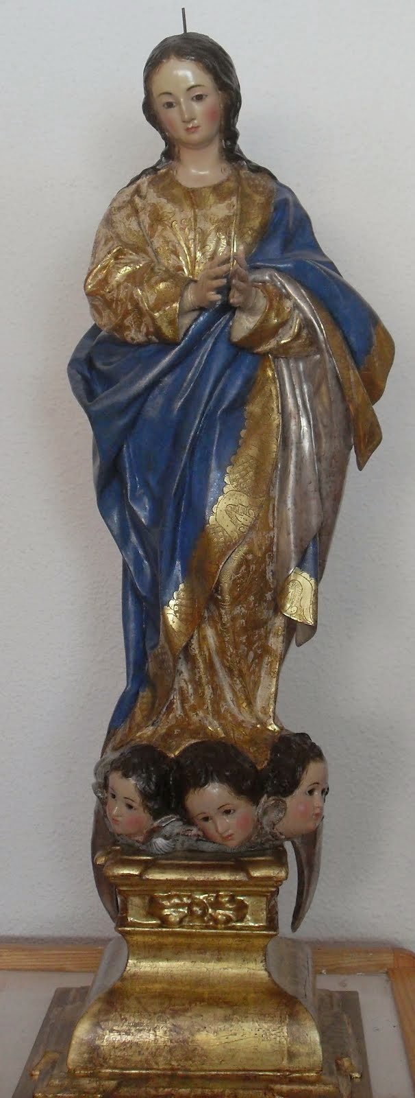 RESTAURACIÓN EN MADERA POLICROMADA. TALLA DE INMACULADA CONCEPCIÓN.  LA ALPUJARRA, GRANADA.