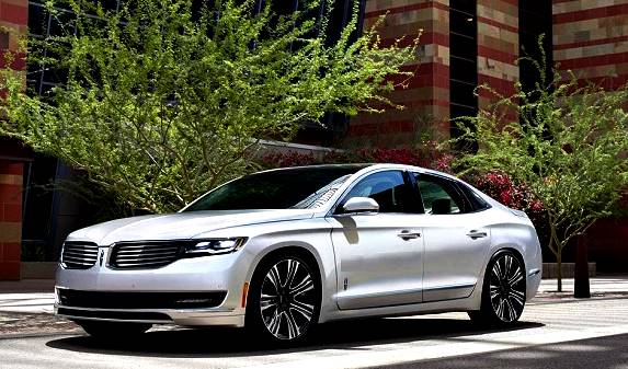 2016 Lincoln MKZ Review