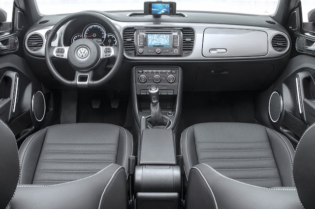 2015 Volkswagen iBeetle Interior design wallpapers