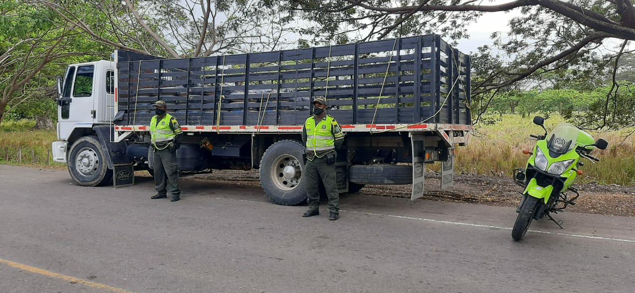 https://www.notasrosas.com/'Por Una Semana Santa Segura y Con Autocuidado', Policía Nacional trabaja en vías de La Guajira
