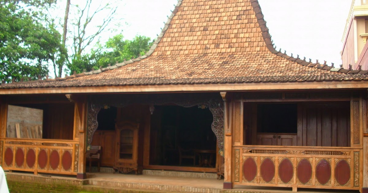 JOGLO RUMAH ADAT JAWA TIMUR, JENIS DAN BAGIAN- BAGIANNYA 