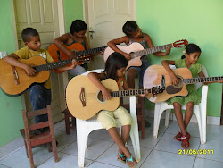 AULAS DE VIOLÃO