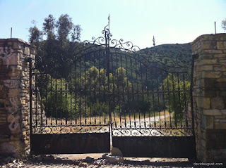 gate of compound