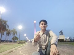 Jalan-jalan di Monas atau W Dinner ?