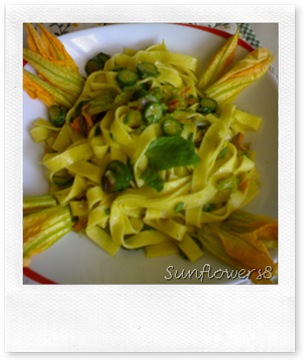 Tagliatelle con zucchine e menta 2