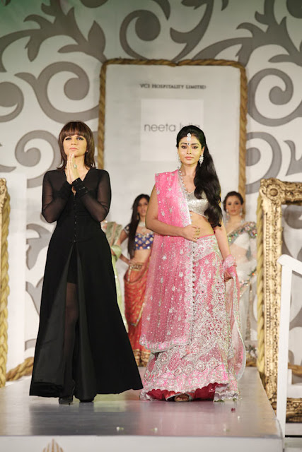 Shriya Saran Amby Valley Fashion Show Pics