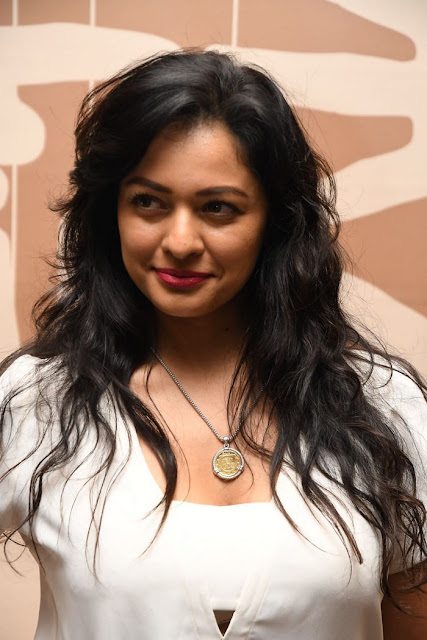PSV Garuda Vega Actress Pooja Kumar