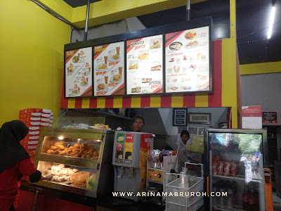 Gerai fastfood Halal di Bali