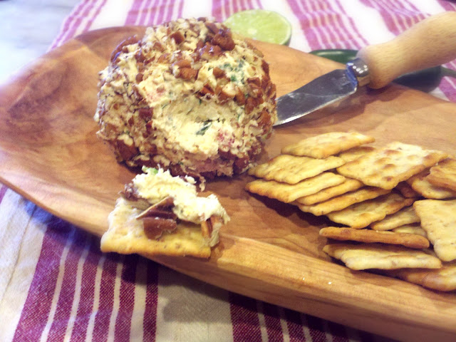 Bacon Blue Cheese Cheeseball1