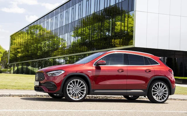 Mercedes AMG GLA 35 4MATIC 