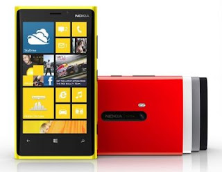 Ecco i prezzi del Nokia Lumia 920 e del Nokia Lumia 820