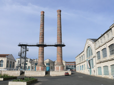 Châtellerault cheminées de l'ancienne Manufacture d'armes