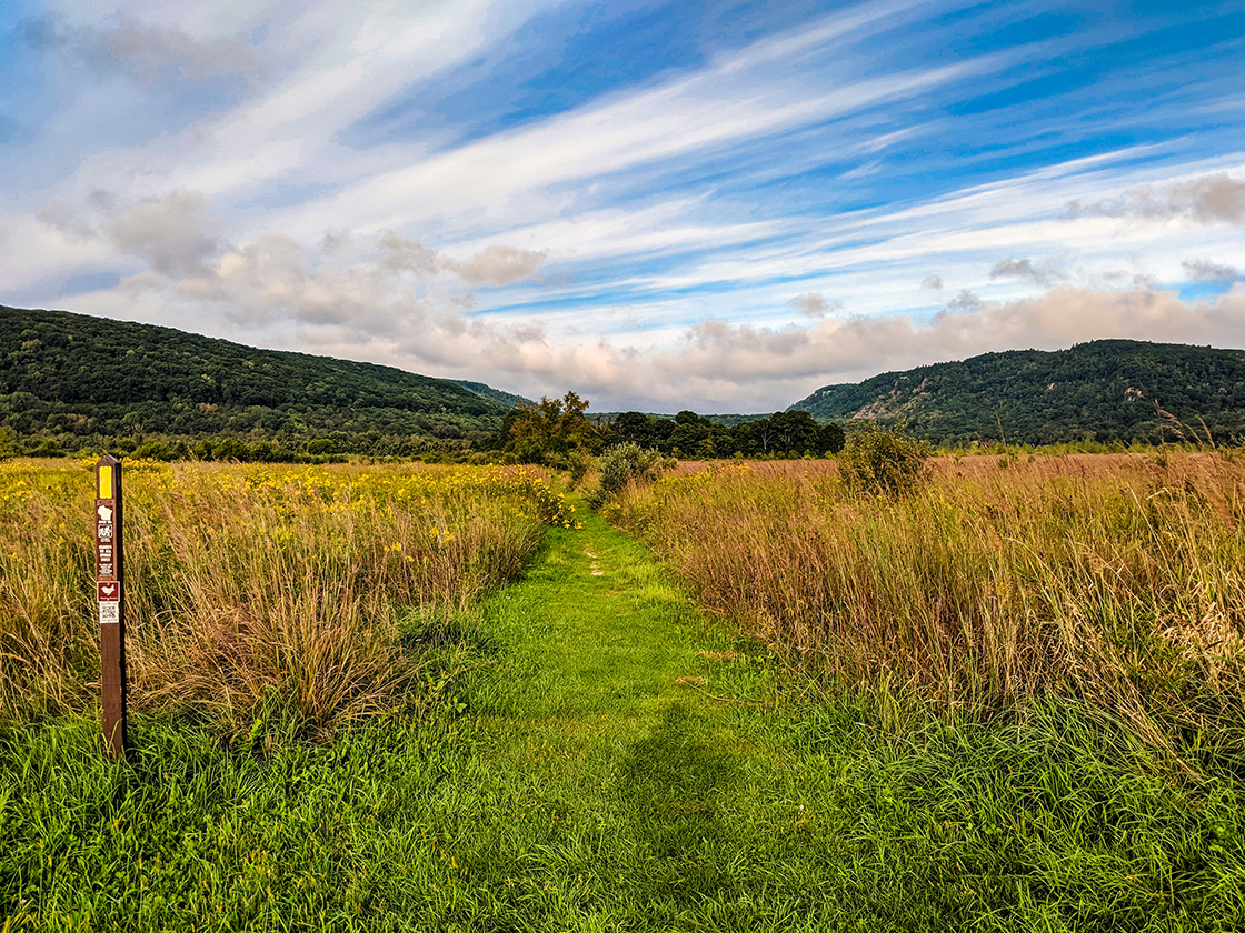 Roznos Meadow Trail at Devil's Lake State Park