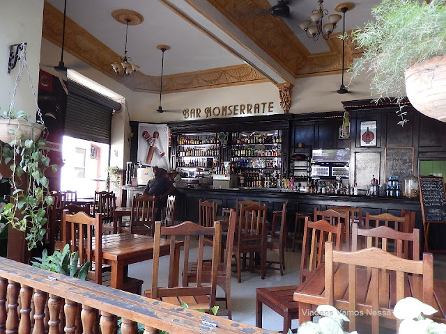 Interior do Bar Monserrat