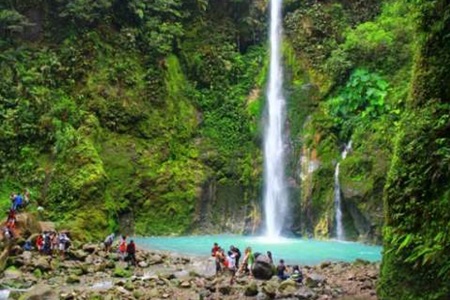 Tragedi Mematikan Air Terjun di Indonesia