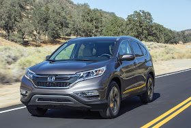 2016 Honda CR-V Touring front 3/4 view