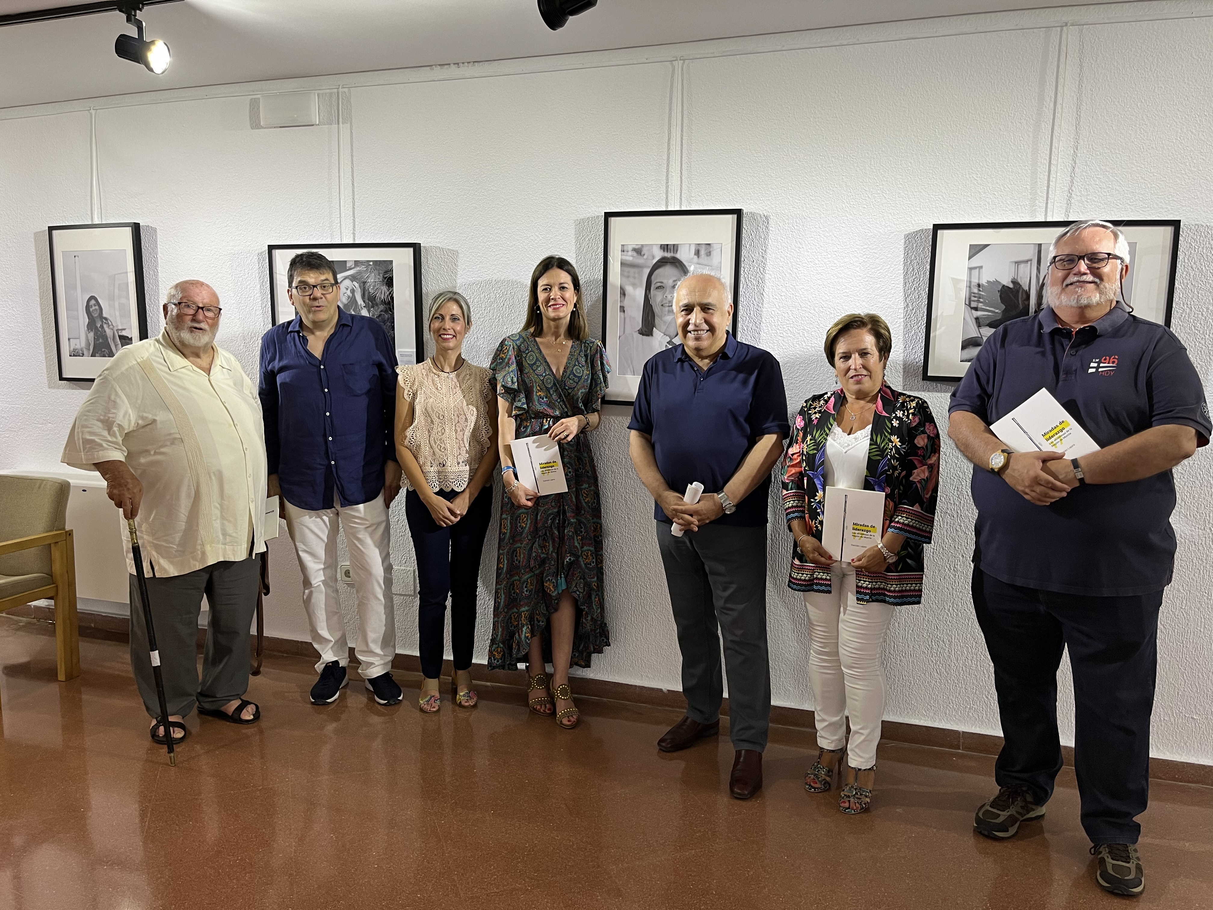 Águilas Radio: La Casa de Cultura acoge la exposición “Miradas de liderazgo”