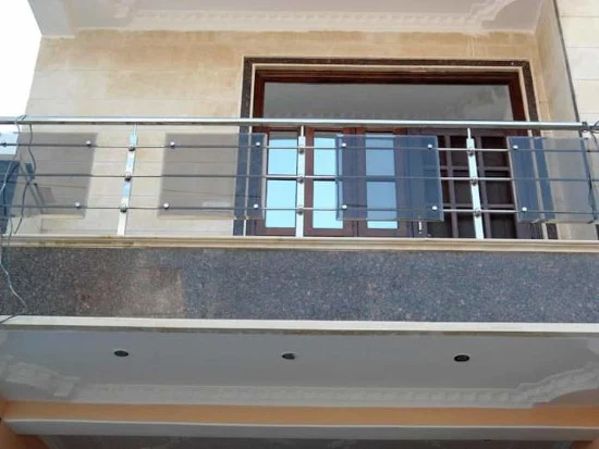 foto railing balkon rumah