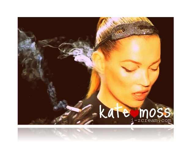 kate moss louis vuitton 2011. Supermodel Kate Moss return to