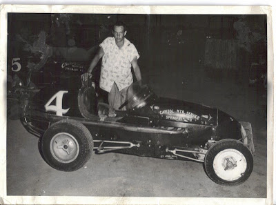 Auto Racing Midwest on Midwest Racing Archives  1957   The Kansas City Midget Auto Racing