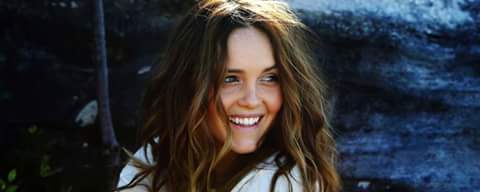 Rebecca Breeds Beautiful Images Dp for whatsapp Group, Facebook