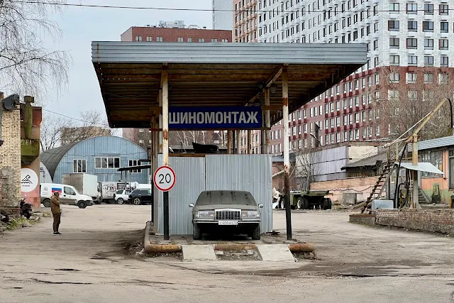 улица Искры, бывшая 878-я база автотранспорта и механизации
