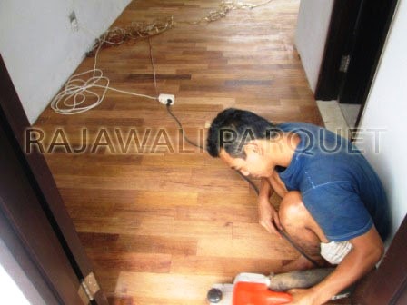 harga lantai kayu