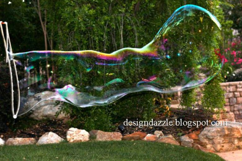 Giant bubbles - spring activity for kids