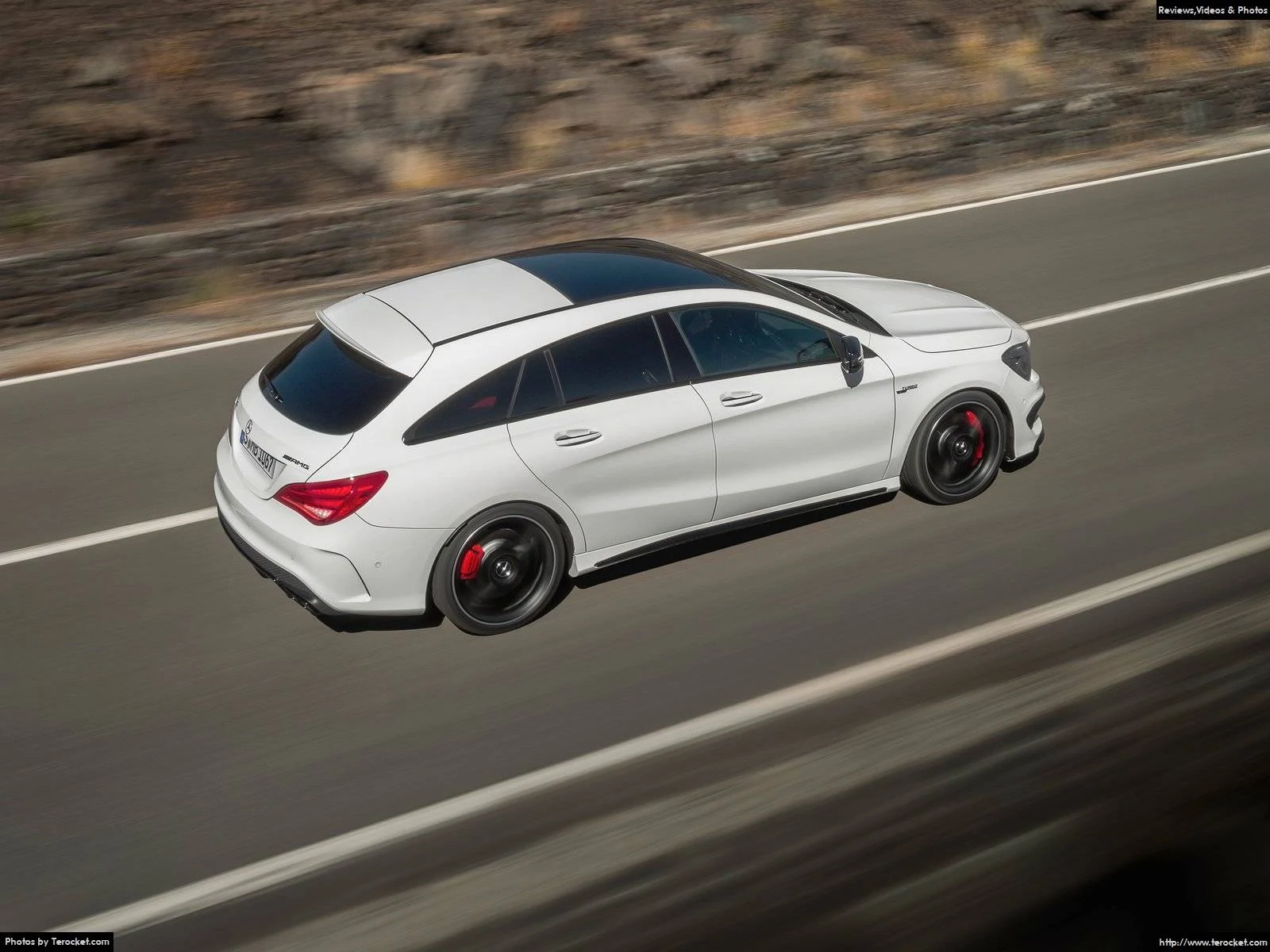 Hình ảnh xe ô tô Mercedes-Benz CLA45 AMG Shooting Brake 2016 & nội ngoại thất