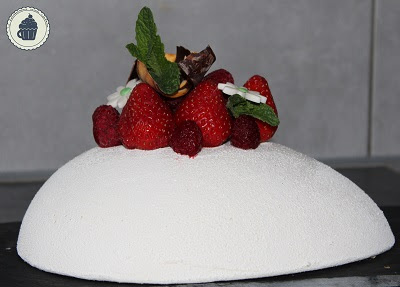 OEUF-CHOCOLAT-BLANC-FRAMBOISE-STEPHANE-GLACIER