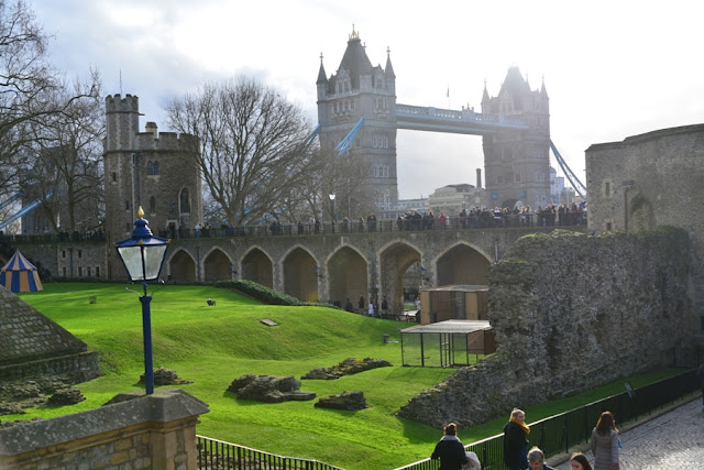 TOWER-BRIDGE