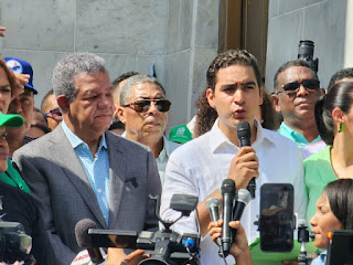 Acusan al Gobierno de dejar a su suerte la juventud dominicana