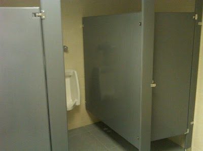 Smart Way to Build Urinals Seen On lolpicturegallery.blogspot.com