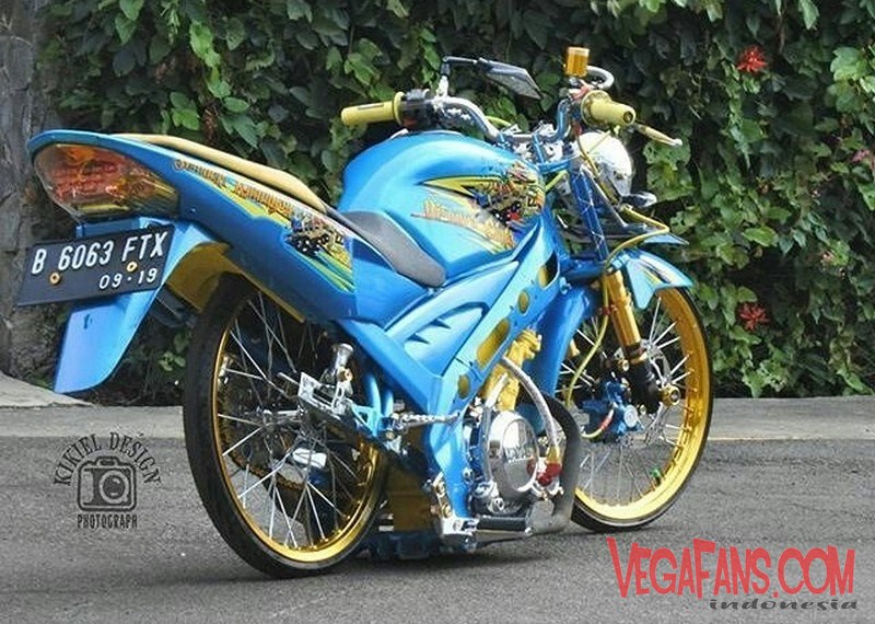 Kumpulan Foto Modifikasi Motor Vixion Warna Biru 