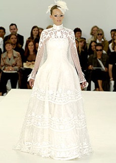 0708200415430022_runway[1]