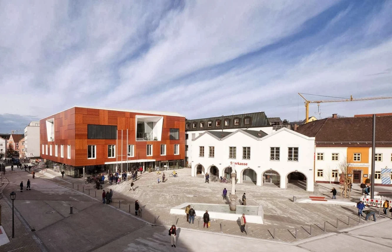 Bad Aibling City Hall by Behnisch Architekt