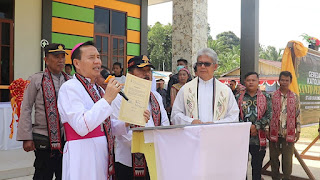 Uskup Sanggau Mgr,  Valentinus Saeng CP, Peresmian dan Pemberkatan Gereja Santo Petrus Stasi Bukong Sanggau
