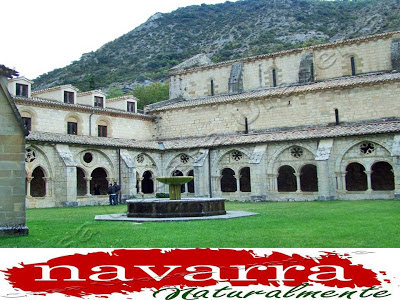 Monasterio de Iranzu. Comarca Turística de Urbasa Estellaen Navarra. Román Felones  matizó que el Turismo de Tierra Estella es cosa de todos, tanto de las entidades públicas como privadas. Nosotros, (en referencia al PSN),  ayudaremos a todas las iniciativas existentes, tanto públicas como privadas para que  los esfuerzos sean compartidos.  Estos esfuerzos  deben de servir  para compartir  y también para unir a todas las asociaciones del Turismo de Tierra Estella.